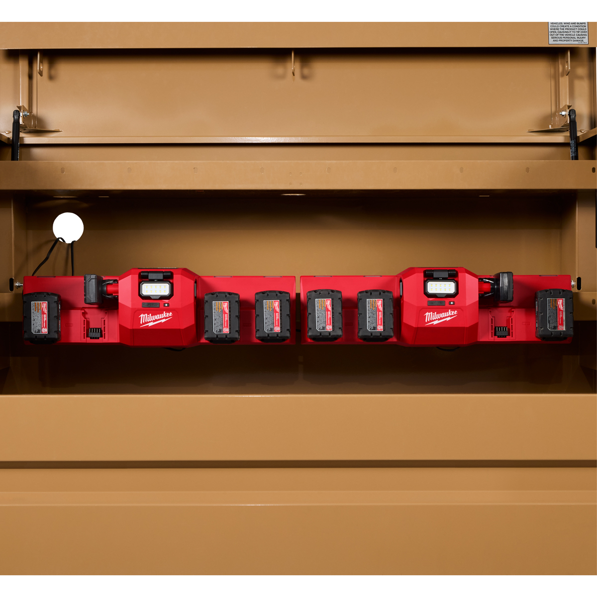 Milwaukee M12-18GBC4 Gangbox Charger